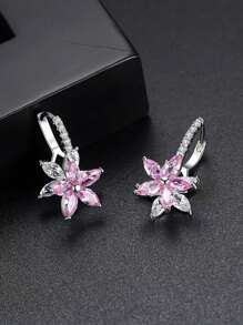 Par de elegantes y lujosos ganchos de oreja con flores de cristal de colores, un regalo perfecto para damas y madres en aniversarios o para uso diario