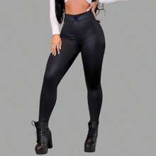 Calça Disco Skinny Cirrê Hot Pants Cintura Alta Couro Fake Com Bolso