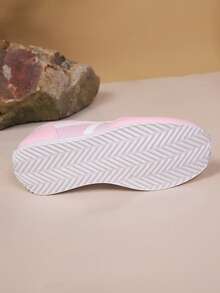 女士时尚粉色运动鞋，白色鞋带，橡胶鞋底 - 适合所有季节的休闲低帮运动鞋，舒适的步行鞋|休闲鞋|橡胶鞋底运动鞋 - 粉色 - 查看 7