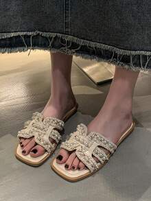 Ciabatte piatte da donna in stile francese per uso all'aperto, sandali da spiaggia versatili e morbidi con perle, estivi