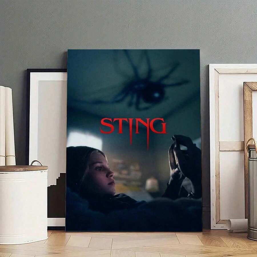 Horror Film Sting Minimalist Vintage Movie Poster Canvas Poster Home Bedroom Garage Art Deco Canvas Painting And Prints Wall Art Picture For Bedroom Home Decor