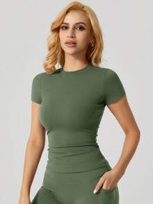 NcmRyu 1 件女士无缝弹力简约时尚瑜伽训练户外运动短袖 T 恤 - 橄欖綠 - 查看 8