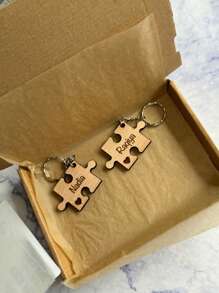 1 breloc puzzle personalizat de Ziua Mamei, nume cu text personalizat, breloc cadou de nuntă, cadou pentru invitați la nuntă, breloc din lemn sculptat cu laser, plasare nume, etichetă alternativă cu nume de nuntă, călătorie, cadou pentru mamă, cadou de Ziua Îndrăgostiților, potrivit pentru Ziua Mamei, Ziua Tatălui, Ziua Paștelui, Ziua Îndrăgostiților