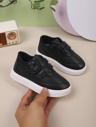 The New Spring And Autumn 2025 Children's Casual Sports Shoes Feature Soft Soles, Anti-Slip Properties, Shallow Openings, And Are Not Stuffy. They Are Simple Girls' Sports White Shoes