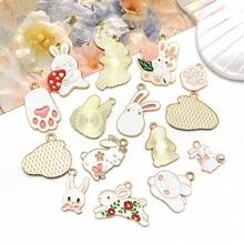 15 件时尚珐琅可爱兔子胡萝卜复活节彩蛋吊坠镀金锌合金吊坠适用于 DIY 耳环项链钥匙扣女士珠宝制作饰品配件 - 彩色 - 查看 5