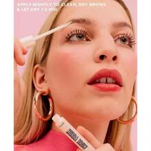 benefit cosmetics Hubba Brow Brow-Enhancing Serum - 預設 - 查看 9
