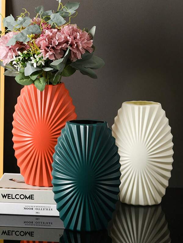 1pc Nordic Style Creative Vase, Retro Decorative Vase For Hydroponics, Suitable For Bookshelf, Dining Table, Office Desk, Bathroom, Cabinet, Living Room Decor, Modern/Nordic Style, Anti-Drop Thick Edge + Lightweight Design, Easy To Carry, Suitable For Office/Outdoor Activity Home Decor, Holiday Gift