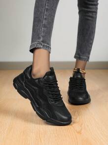 أحذية رياضية نسائية مهوّاة من الشبك للربيع، أحذية رياضية ذات كعب سميك عصرية، أحذية ركض مريحة