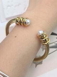 1 pieza Brazalete vintage atemporal y lujoso de acero inoxidable con alambre trenzado, adecuado para el atuendo diario de la mujer, regalo de joyería para amantes, familia y amigos en Navidad y el Día de San Valentín