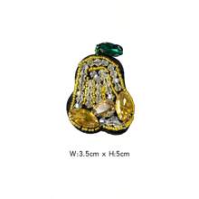 1pc Handmade Beaded Fruit Patch - Cute Embroidered Lemon And Peach Appliques, For Hats And Clothing Accessories, Vibrant Yellow And Green, Decorative Fabric Sticker, Hat Decoration | Playful Design | Handcrafted Appearance, Fruit Decor, Suitable For Holiday Decorations Gifts, Easter, Halloween, Teacher's Day, Mother's Day Holiday Party Gifts