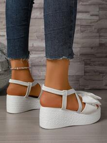 Sandal wedges elastis musim panas wanita dengan detail pita silang yang manis, sol tebal, bagian bawah ringan dari poliuretan, gaya elegan serbaguna untuk pemakaian sehari-hari dan liburan. - Putih - View 8