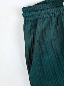 Men's Casual Summer Suit, Simple And Solid Men's Shirt Suit, Casual Short-Sleeved Shirt With Striped Buttons And Elastic Waist Trousers, Suitable For Vacation, Casual Wear, Daily Wear, Suitable As A Gift For Family, Boyfriend, Husband. - 墨綠色 - 查看 4