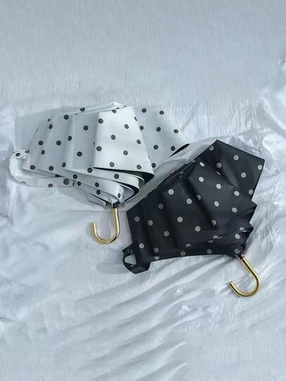 8本骨強化コンパクトアンブレラ、ソリッドゴールドカラー、曲がったフック&ドット柄、軽量&ポータブル、通勤や屋外旅行に適し、UV保護&雨晴兼用、春夏向け、ブライズメイドギフト、ルーム、ベッドルームデコ、ビーチ、旅行、男女兼用、バケーション、かわいいもの、母の日ギフト、ガーデン、キッチンデコ、夏、トラベルエッセンシャル、ルームデコ、スクイージー、卒業