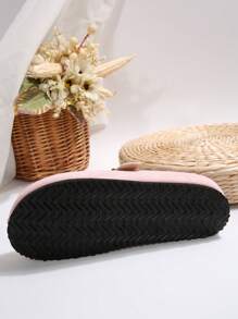 Nuevas sandalias planas de verano para mujer de talla grande, versátiles y con estilo, de media cobertura y fácil de poner, cómodas y de alta calidad