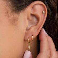 Set de 3 aretes aros pequeños dorados tipo abrazador para mujeres, chapados en 14K, hipoalergénicos, livianos, para orejas sensibles, aretes para uso diario para perforaciones de cartílago, joyería para mujeres y niñas como regalo