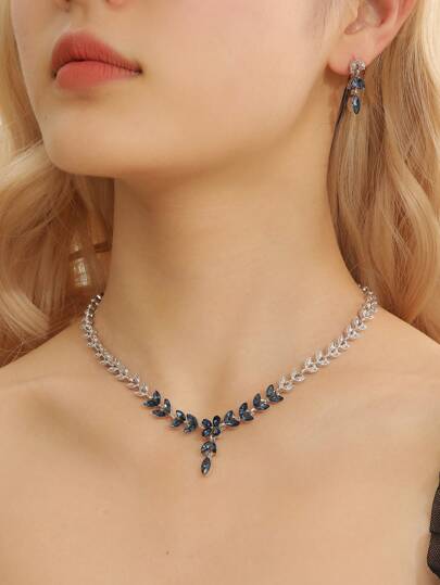 مجموعة مجوهرات من 3 قطع بسلسلة وأقراط من سبيكة ذهبية الحجر الكريستالي على شكل أوراق، أنيقة للسهرات والمناسبات