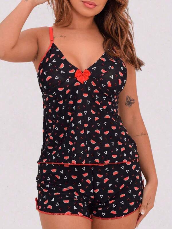 Conjunto de Pijama feminino em Malha Fria Baby Doll Preto com Estampas Versáteis e Alça Ajustável para Noites Inesquecíveis