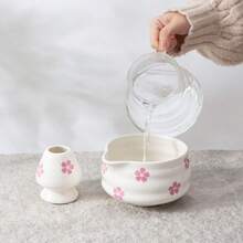2 件套日式抹茶套装，可爱樱花图案抹茶碗（带壶嘴）和抹茶搅拌器架套装，手工日式抹茶茶筅仪式套装，适用于传统抹茶、现代拿铁和茶道 - 彩色 - 查看 4