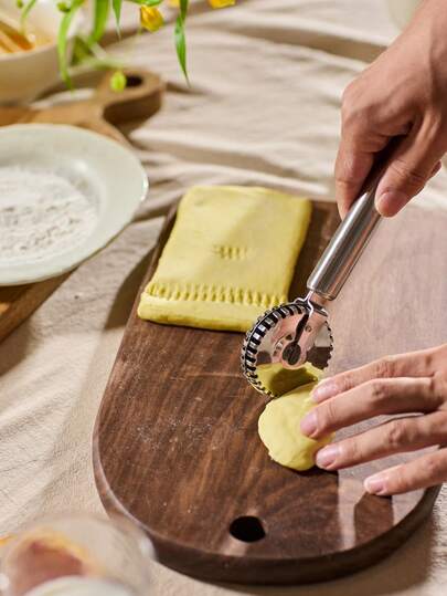 Cirelle 不銹鋼餡餅凸線及邊緣壓縮滾輪