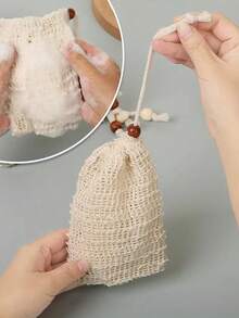 2个装网眼洗衣袋，带抽绳和气泡网，白色涤纶纤维材质，大容量，耐用，适用于浴室，可存放天然皂液，配有可调节抽绳 - 高品质网眼袋，方便去角质和翻转，非常适合旅行和居家使用。旅行必备，旅行配件，度假，暑假，返校季