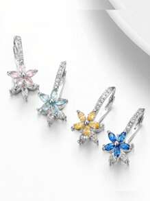 Par de elegantes y lujosos ganchos de oreja con flores de cristal de colores, un regalo perfecto para damas y madres en aniversarios o para uso diario