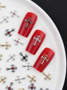 30 pezzi decorazioni per unghie a forma di croce, con perle, pietre preziose e diamanti, borchie in metallo e cristalli di strass in lega metallica, adatti per donne e ragazze per decorazioni di gioielli, telefoni e unghie, ideali per arte di unghie acrilica e design per unghie in stile Y2K, set premium di decorazioni metalliche per unghie, accessori per arte di unghie e nail salon