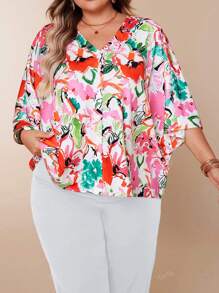 Loose Batwing Sleeve Floral Print Shirt For Women, Pink Single-Breasted V-Neck Half Sleeve Elegant Plus Size Blouse, Vacation Summer Wear