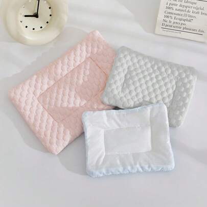 1pc Chilled Ice Silk Non-Slip Hammock Pad, Cool Mat For Small Pets Like Hamster, Hedgehog, Rabbit