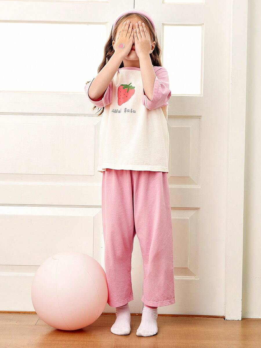 mini bala 女童字母草莓印花插肩袖上衣和裤子睡衣套装
