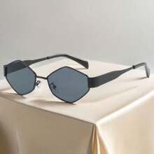 1 Stück diamantförmiger kleiner Metallrahmen Y2K Modebrille, geeignet für Geburtstag, Party, Zusammenkunft, Festival, pikant und charmant