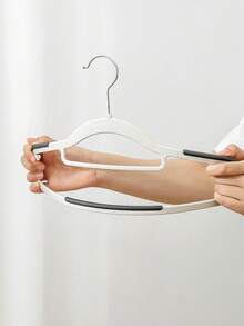 5/10pcs Household Non-Slip And Traceless Hanger With Underwear Hook, Plastic Hanger Saves Space And Rotates 360°, Suitable For Sweaters, Suits, Dresses, Underwear, Camisole, Pants, Ties, Clothes Drying Supplies - Multicolor - View 10