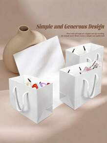10 pièces Sacs en papier kraft blanc avec anses, sacs cadeaux blancs, sacs cadeaux de couleur unie, mini sacs de shopping portables et petits pour boutique, mariage, fête, baby shower, anniversaire, cadeaux, demoiselles d'honneur, fête des mères, remise des diplômes