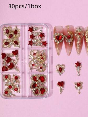 Set di 30 pezzi di decorazioni per unghie 3D, chiodini dorati per unghie, cristalli multicolori a forma di cuore rosso come gioielli per unghie