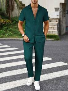 Men's Casual Summer Suit, Simple And Solid Men's Shirt Suit, Casual Short-Sleeved Shirt With Striped Buttons And Elastic Waist Trousers, Suitable For Vacation, Casual Wear, Daily Wear, Suitable As A Gift For Family, Boyfriend, Husband. - 墨綠色 - 查看 1