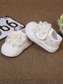 1 双女童珍珠蝴蝶结钩环帆布运动鞋，公主风格，适合上学、春秋季、日常穿着 - 米色 - 查看 5