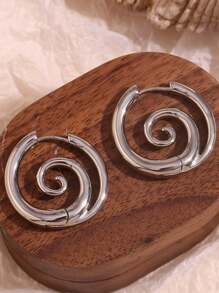 1pair Stainless Steel 18K Gold Plated Spiral Snail Hoop Earrings For Women Fashion Punk Tones Stainless Steel Chunky Jewelry Accessory To Wear On Festive Party Occasions