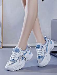 Zapatos de mujer. Tenis cómodos y transpirables con tacón de cuña antideslizante y resistente al desgaste, y suela gruesa. Superficie de malla transpirable, puntera redonda con cordones, antideslizante y resistente al desgaste. Ideales para correr, senderismo, baloncesto, fútbol, ​​voleibol y tenis. - Azul - Ver 3