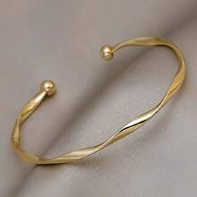 1 Elegant Gold Adjustable Twisted M ö Bius Bracelet - Fashionable And Minimalist Design, Made Of Zinc Alloy, Perfect For Daily Wear And Gift Giving. Stylish And Minimalist Thread Design Open Bracelet - Vàng - Xem 10