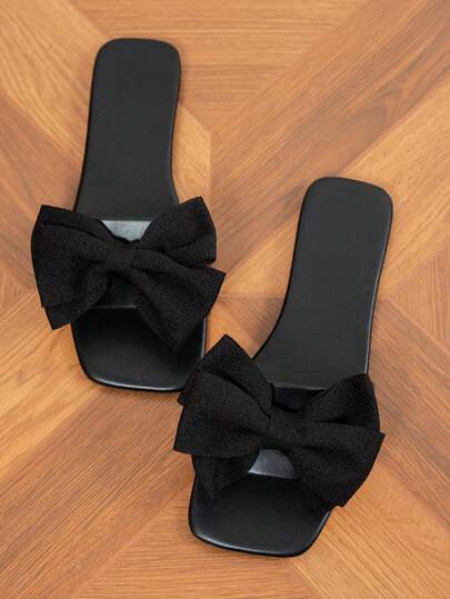 Plus Size Women's New Flat Wide Sandals, Fashion Flat Sandals With Square Toe And Bow Design, Solid Color Elegant Lady And Girl Casual, Romantic French Style, High-End Stylish, Suitable For Parties, Beaches, Dates, Everyday Casual Wear, Open Toe Non-Slip Light-Weight Indoor And Outdoor Versatile Flat Slippers, Wide-Fit Sandals For Overweight And Wide Feet Women Wide Fit,Travel Essentials For Summer