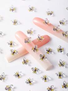 10pcs/30pcs/50pcs/100pcs Various Mini Bee 3D Resin Ornaments, Cartoon Yellow Insect Nail Art Accessories Kawaii Unscented Flat Back Decoration, Multi-Style Jelly Transparent Yellow Wings Small Bee Rhinestone Nail Accessories Suitable For Women DIY Manicure, Nail Salon, Scrapbooking And Crafts, Bee Decoration Middle East Series Japanese And Korean Style