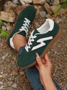 女士夏季轻便休闲平底防滑拼色户外运动鞋，春秋季新款 - 8827綠色 - 查看 2