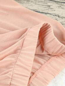 This Pajama Set Is A Solid-Color, Round-Neck, Long-Sleeved, Loose Top And Casual Shorts. It Can Be Worn Over Casual Home Wear - F粉紅色 - 查看 4
