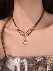 1 chiếc vòng cổ nhiều lớp kiểu Mỹ cổ điển mới, mặt dây chuyền hình chuông, vòng cổ hình mặt trời, vòng cổ ôm sát cổ, dây chuyền áo len thời trang. - Nhiều màu - Xem 2