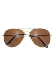 Zestaw 2 męskich portfeli + okularów przeciwsłonecznych na co dzień. Pomysły na formalne/biznesowe stylizacje na Walentynki.