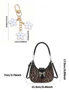 时尚豹纹包，PU斜挎包，俏皮肩带，拉链开合，轻巧设计，适合女性 - 湿擦清洁，适合购物和外出