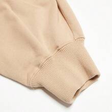 Puma 女款春秋连帽卫衣，宽松休闲长袖套头针织上衣 - 沙漠黃 - 查看 5