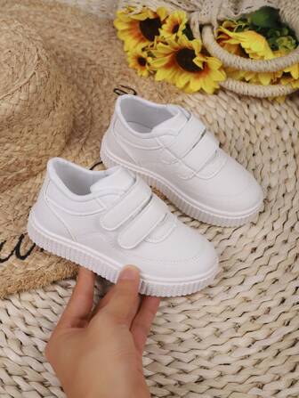 The New Spring And Autumn 2025 Children's Casual Sports Shoes Feature Soft Soles, Anti-Slip Properties, Shallow Openings, And Are Not Stuffy. They Are Simple Girls' Sports White Shoes