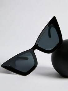 Large Frame Cat Eye Fashion Glasses Simple European And American Style 2024 New Fashion Glasses For Women Party Beach Accessories For Women Glasses Shades Basics Fall Winter Women Outfits Clothes Business Casual Gifts Winter Gifts - Black - View 2