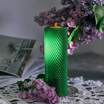 4 Pcs Color Beeswax Candle Gifts, 4 Hand Rolled Cylindrical Candles (Size 10 X 3.5 Cm) With Honey Fragrance, Can Be Used As Gifts, Birthdays, Yoga, Home Christmas Atmosphere Decorations