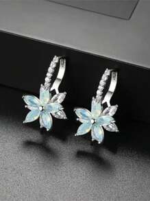 Par de elegantes y lujosos ganchos de oreja con flores de cristal de colores, un regalo perfecto para damas y madres en aniversarios o para uso diario